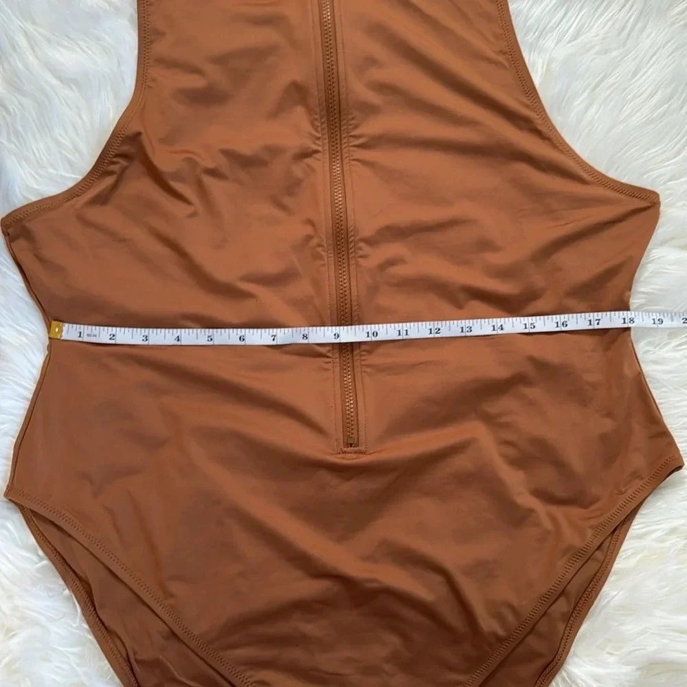 NWT Skims Kim Kardashian Swimsuit Front Zip Almond/Tan 4X plus size